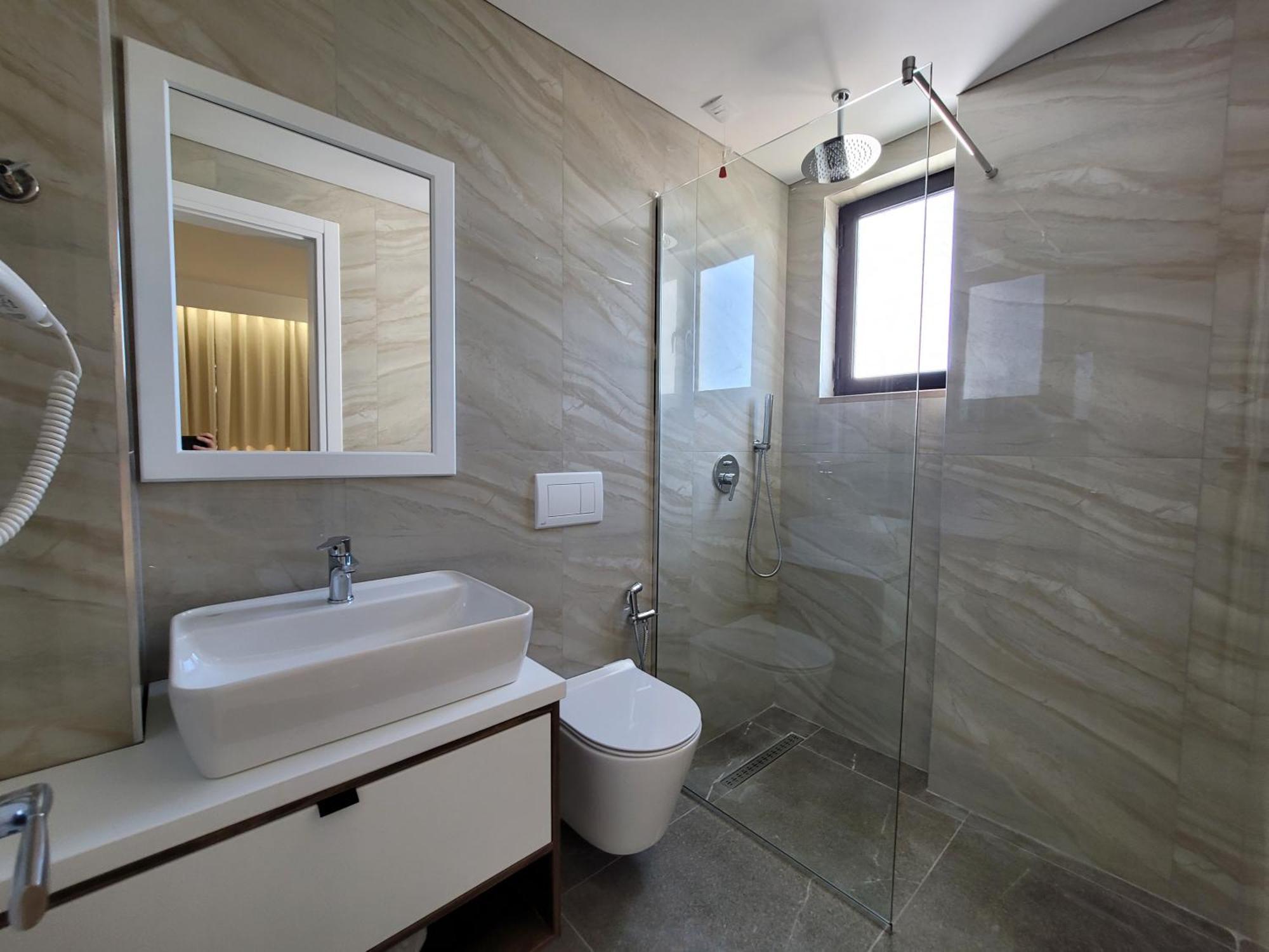 Prestige Hotel Ksamil Buitenkant foto