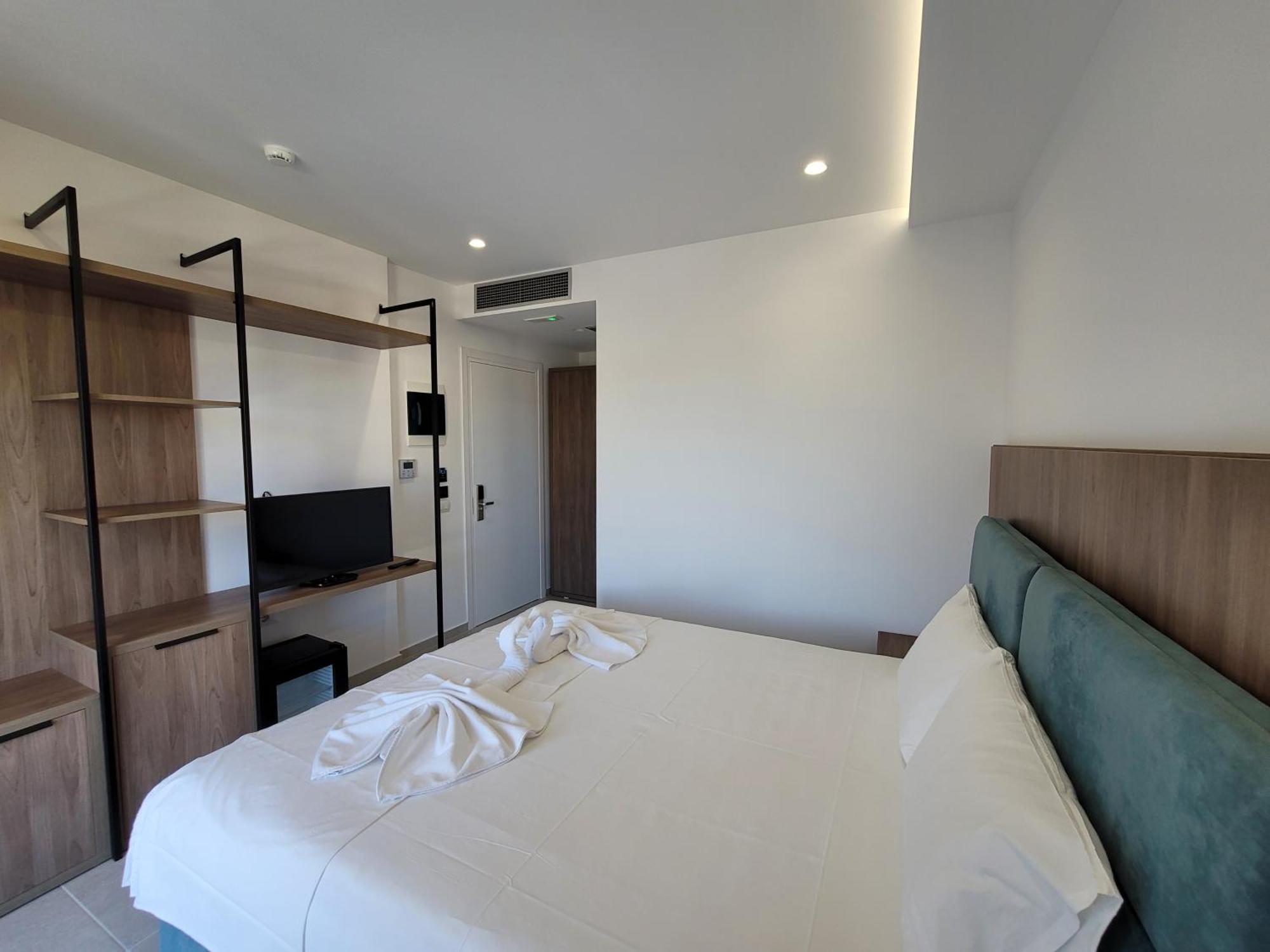 Prestige Hotel Ksamil Buitenkant foto