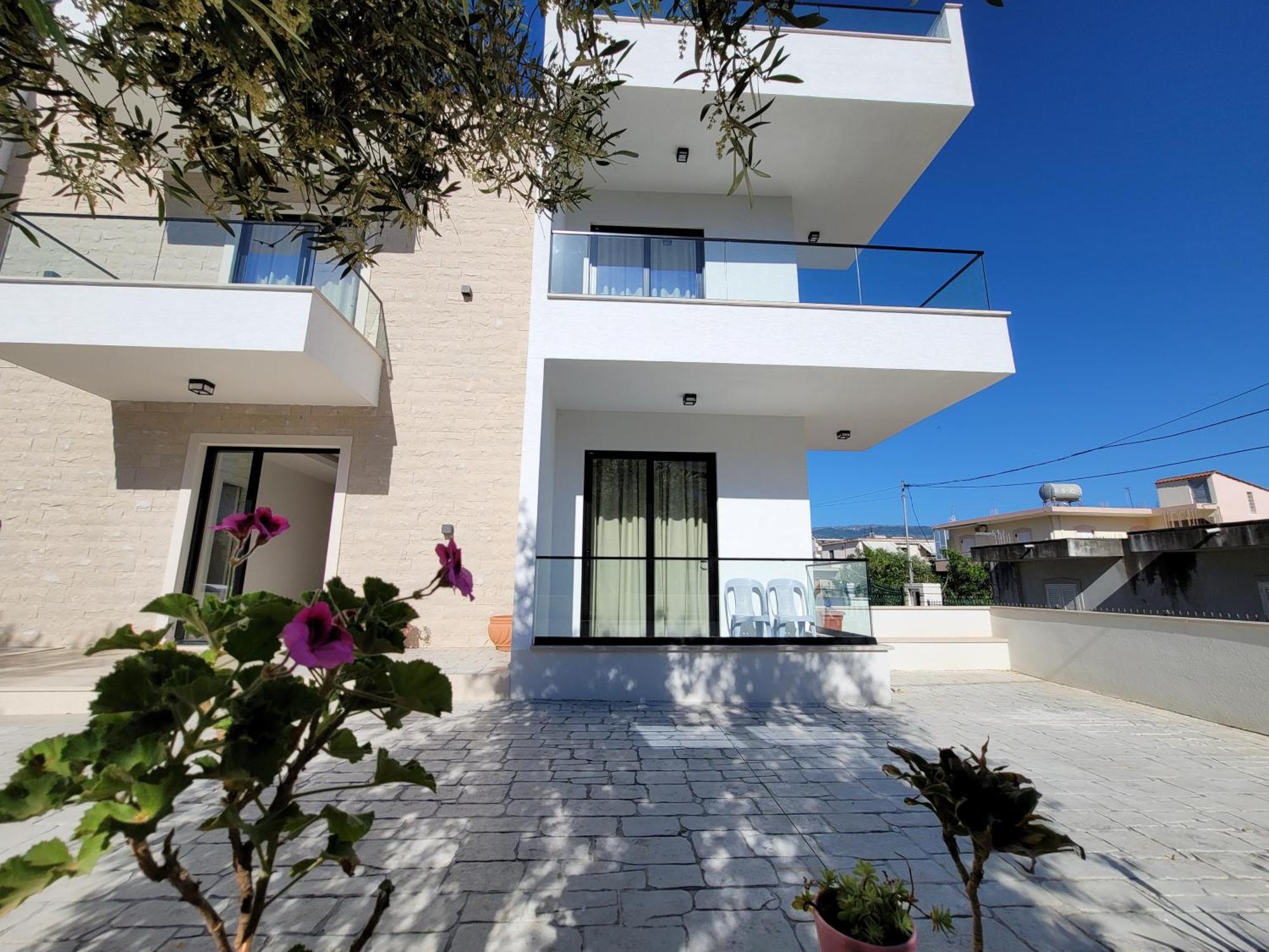 Prestige Hotel Ksamil Buitenkant foto